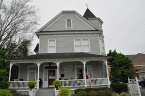 Trowell Historic Inn, Jesup